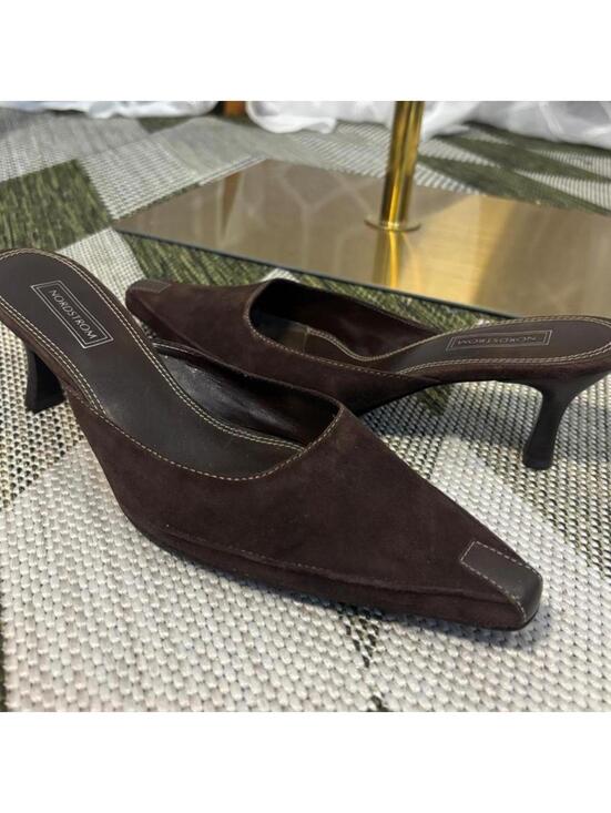 Nordstrom Shoes - Nordstrom Brown Leather Pointed Toe Mule Kitten Heel Slides Size 8 Y2k 90s Chic